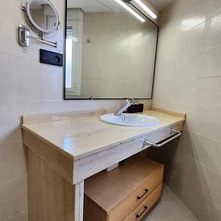Laguna Relax - Terraza, Jacuzzi, Parking Apartment